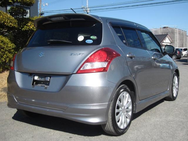 Suzuki / Swift / 3861 / IMIAUTO.COM